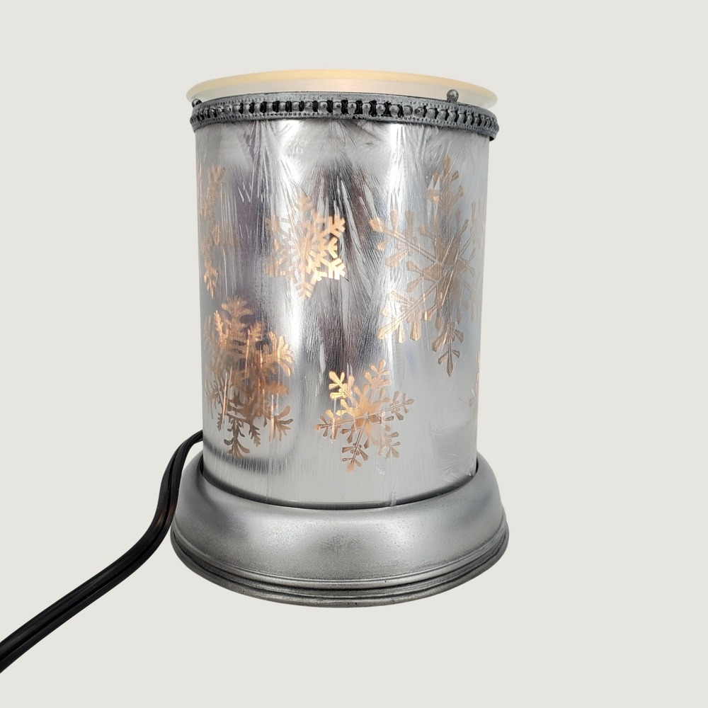 Scentsy Silver Frost Snowflake Wax Warmer Lampshade Collection Retired Pre-Owned